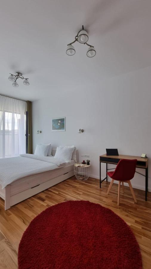 Appartement Penthouse Cosmopolit à Braşov Extérieur photo