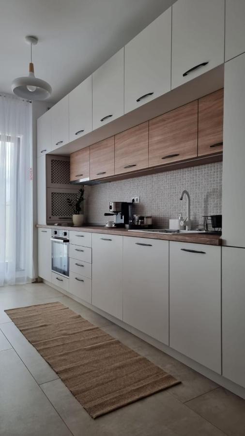 Appartement Penthouse Cosmopolit à Braşov Extérieur photo